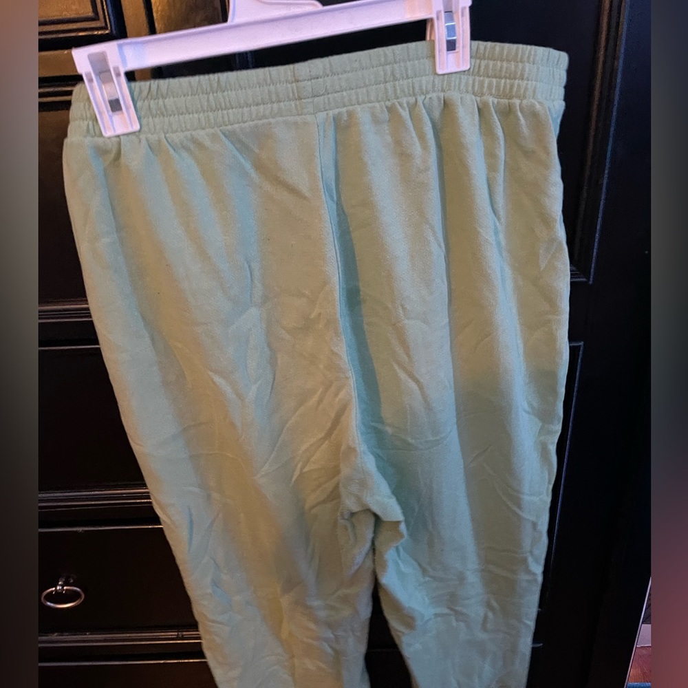 Sweatpants. - Picture 4 of 4